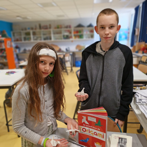 Des Origamis pour la boîte à livres