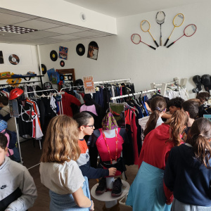 Les 6D visitent la boutique solidaire 3