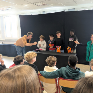 Le public des 6es SEGPA et ULIS sont venus assister aux représentations